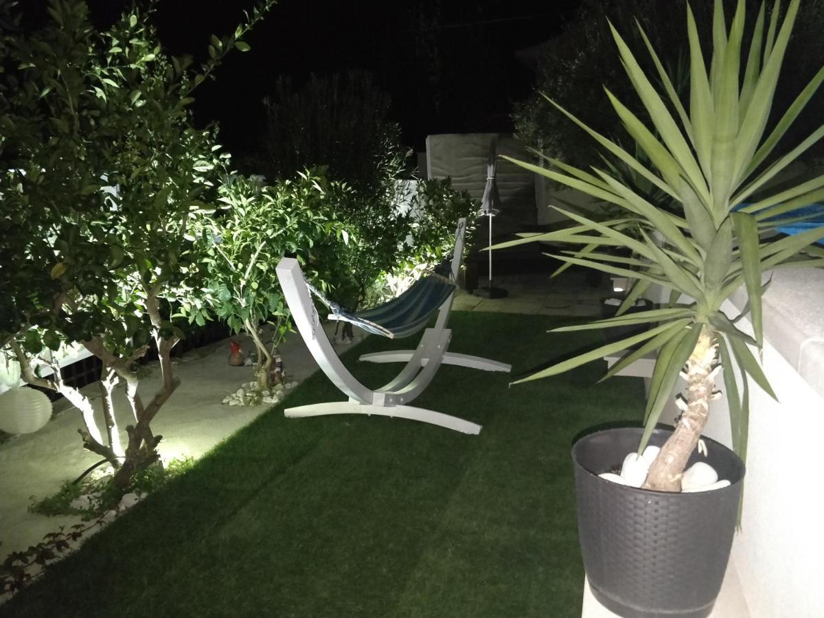 Apartments Villa A - Heating Pool Trogir Extérieur photo